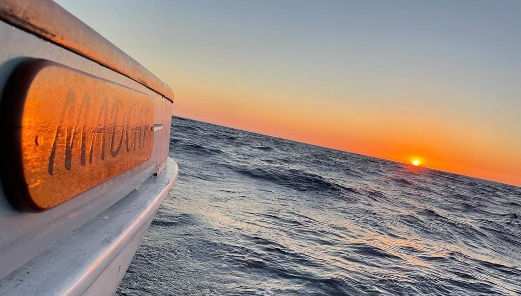 Cotre pilote Madcap en mer – voilier historique restauré par l'association Madcap